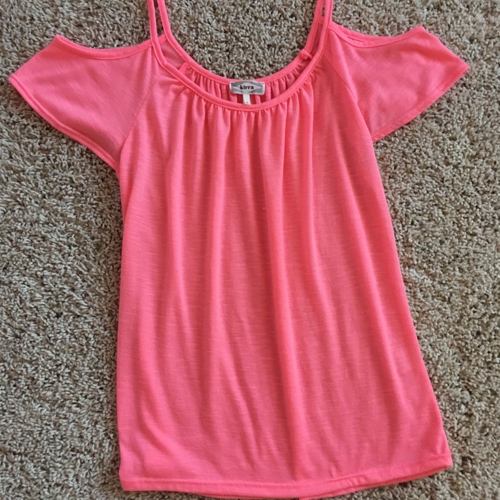 Cold shoulder t shirt